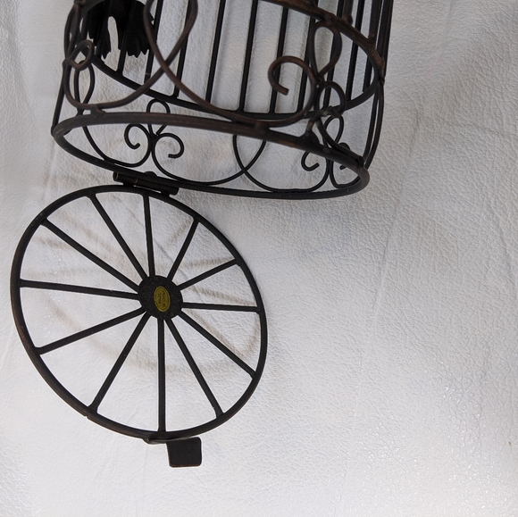 Metal Wine Bottle Cork Holder - Picture 3 of 6